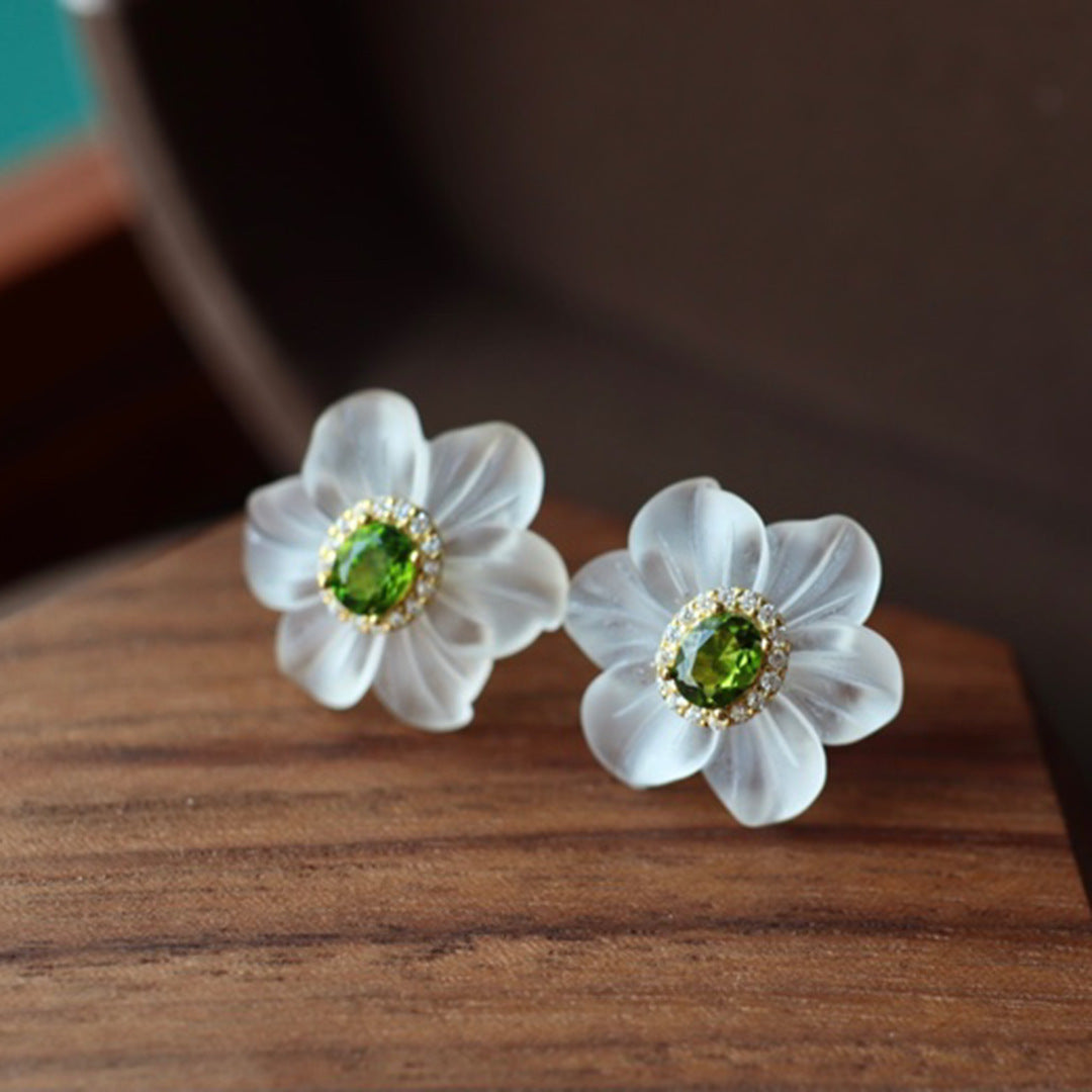 Natural White Crystal Carved Stud Earrings